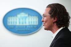 Matthew McConaughey riled up at White House as DC dithers on guns - følg live