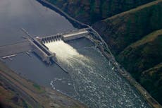 Replacing benefits of Snake River dams would cost billions