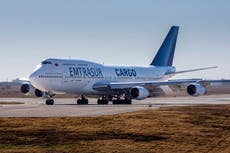 アルゼンチン, Paraguay probe grounded 747 for terrorism ties