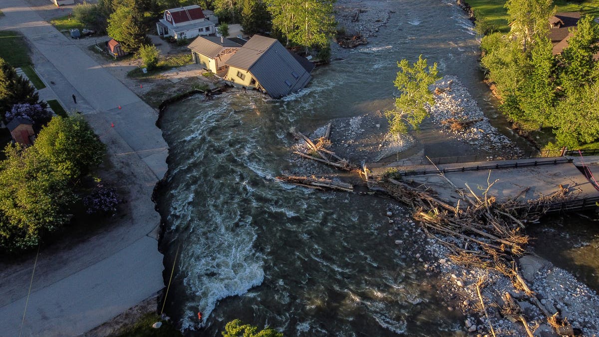 Yellowstone floodwaters threaten water supplies in Montana