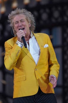 Sir Rod Stewart announces show dedicated to late father ahead of Father’s Day