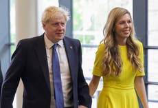 番号 10 denies Boris Johnson and Carrie Symonds caught ‘in flagrante’ in his office when MP walked in