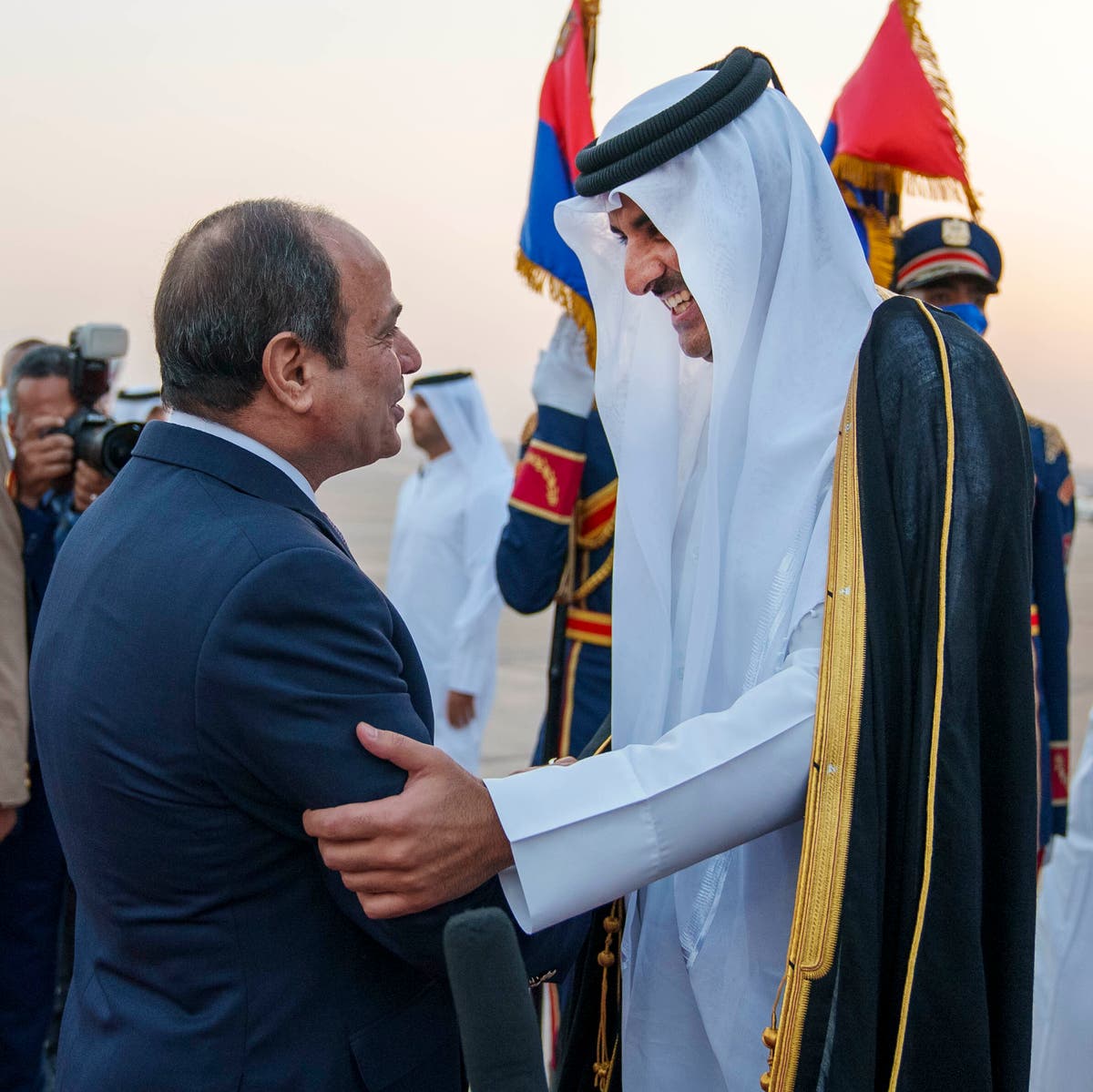 Egypt’s president holds talks with visiting Qatari emir