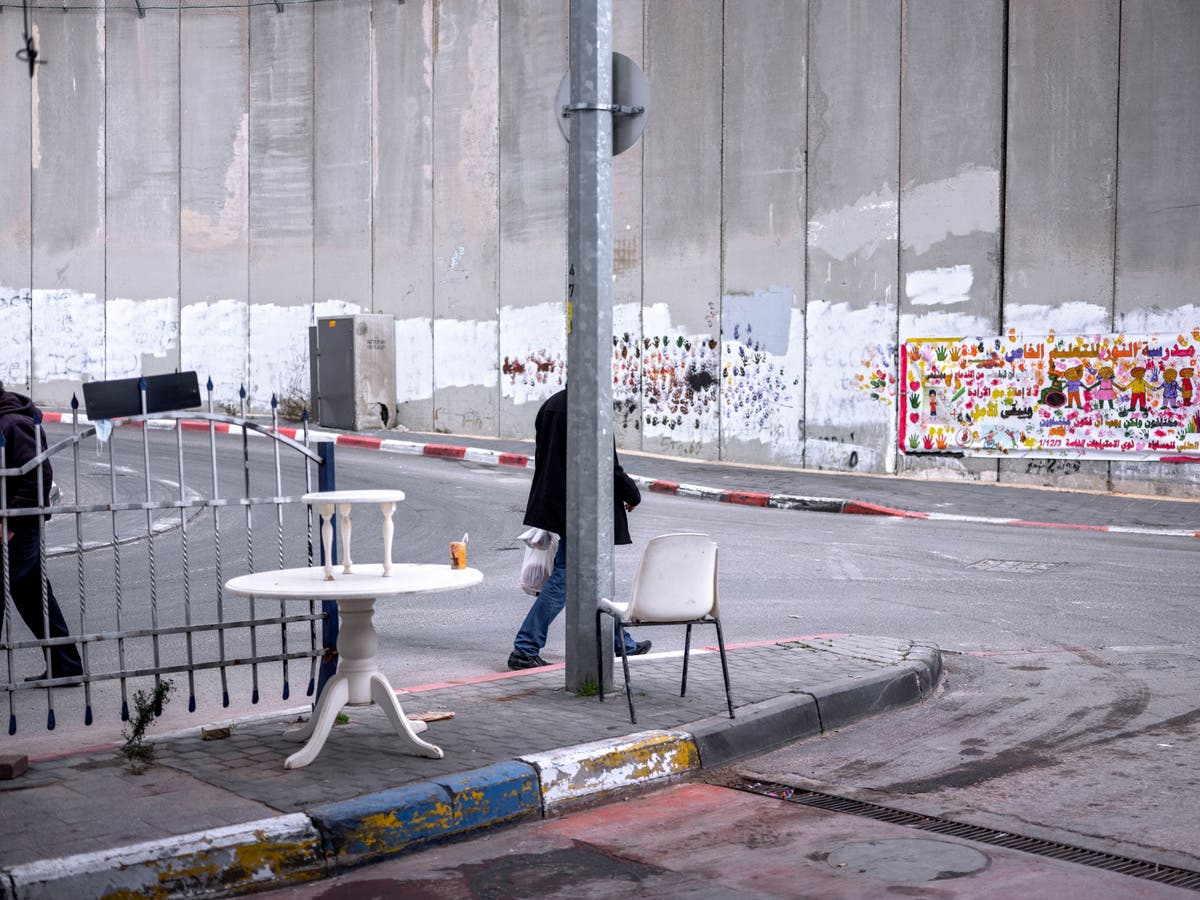 AP-foto's: Israel's separation barrier, 20 jare aan
