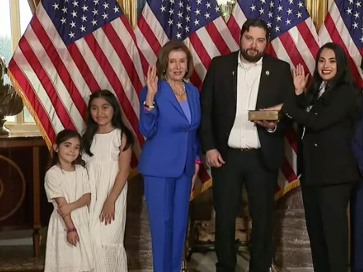 Pelosi accused of pushing congresswoman’s young daughter in photo op