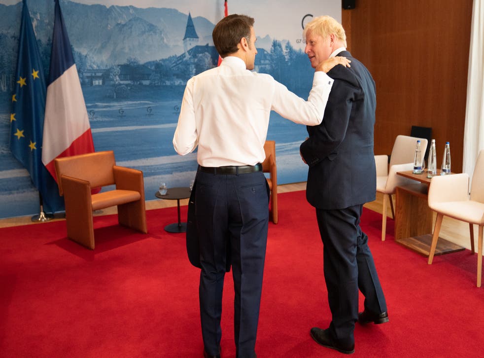 Prime Minister Boris Johnson and French President Emmanuel Macron discussed their rival visions for European co-operation when the met at the G7 (斯蒂芬·卢梭/PA)