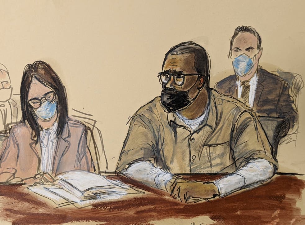 <p>In this courtroom sketch, R Kelly and his attorney Jennifer Bonjean, venstre, appear during his sentencing hearing (Elizabeth Williams/PA)&ls;/p>