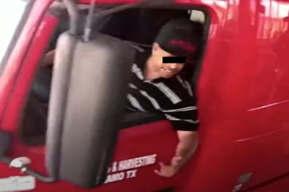 Driver Homero Zamorano in court as photos show migrant truck at border - 居住