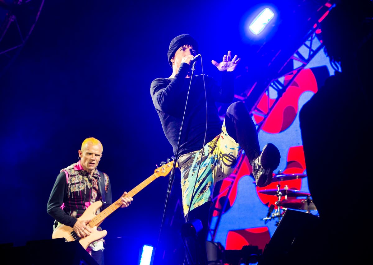 Red Hot Chili Peppers cancel Glasgow show hours before they were due on stage