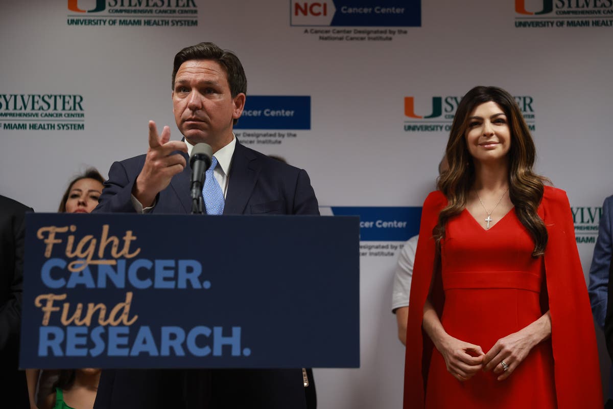 Republican donors are eyeing Ron DeSantis as damning evidence mounts against Trump