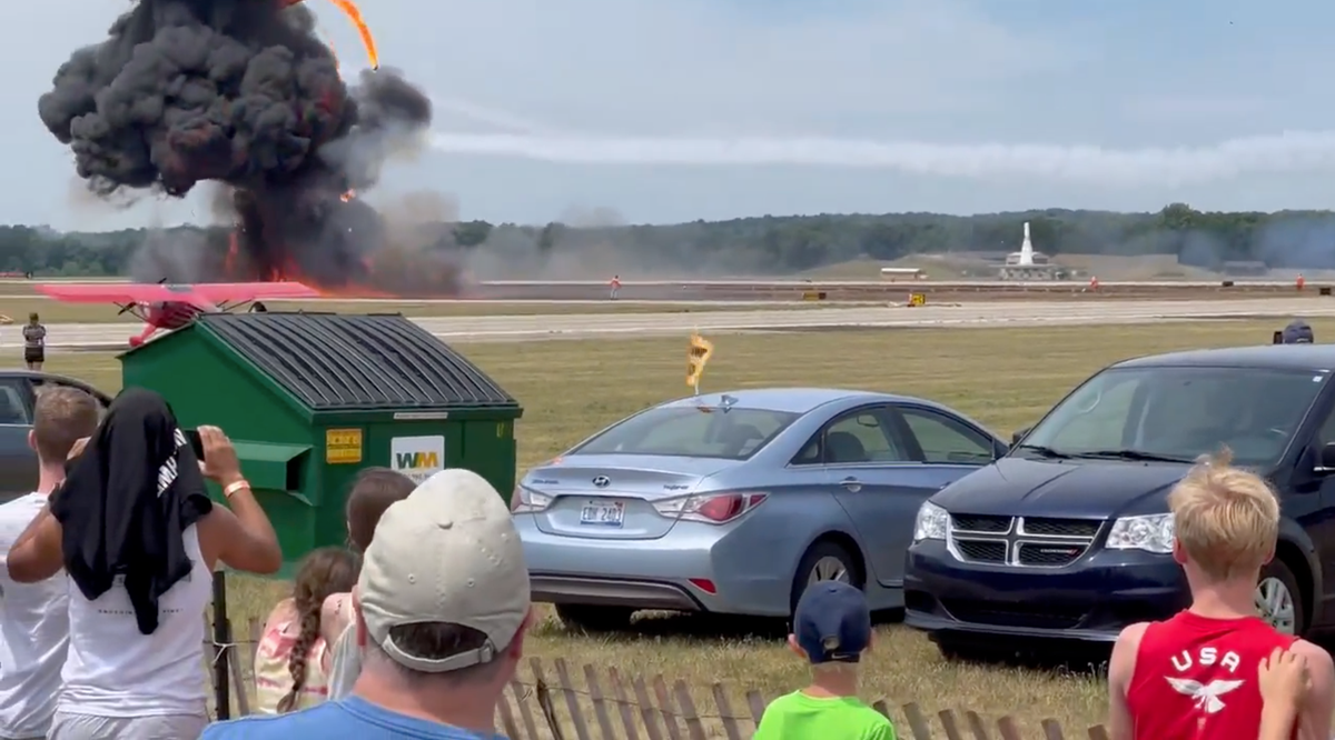 One dead after truck explodes at Michigan air show
