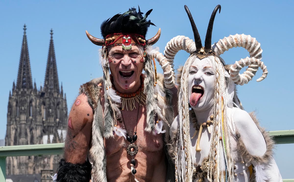 Cologne's Pride parade draws upwards of 1 ドイツで百万