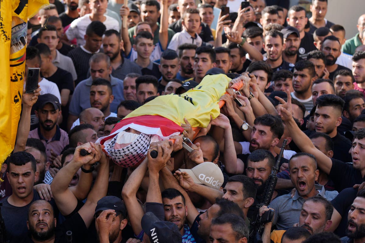 Palestinian dies from shot by Israeli troops in West Bank