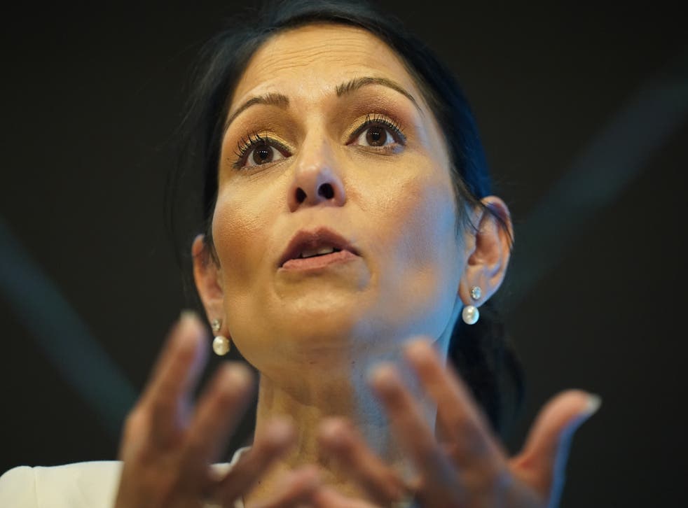 Priti Patel is said to want police to use ‘all the powers available to them’ against fuel duty demonstrators (ダニーローソン/ PA)