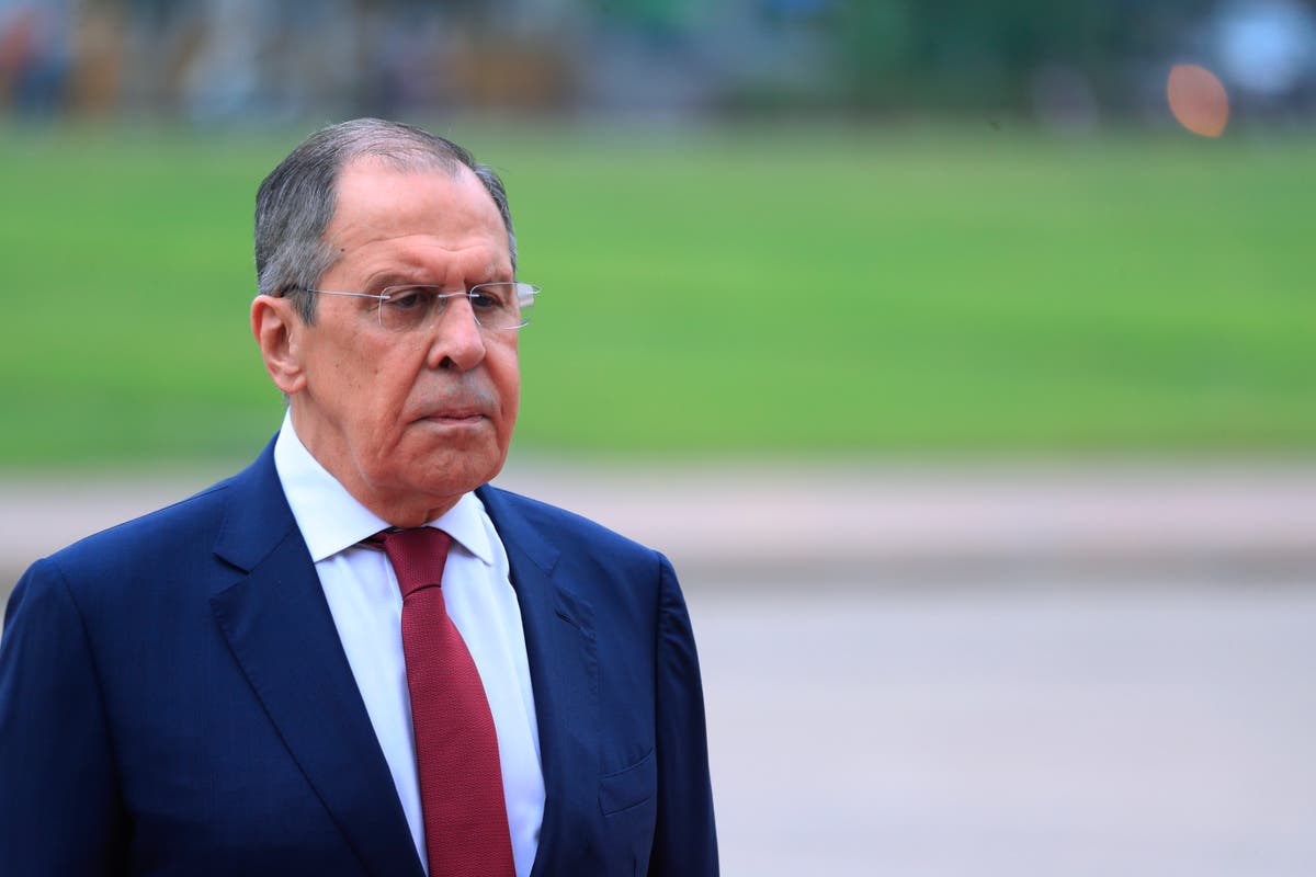 Russian foreign minister stops in Vietnam ahead of G-20
