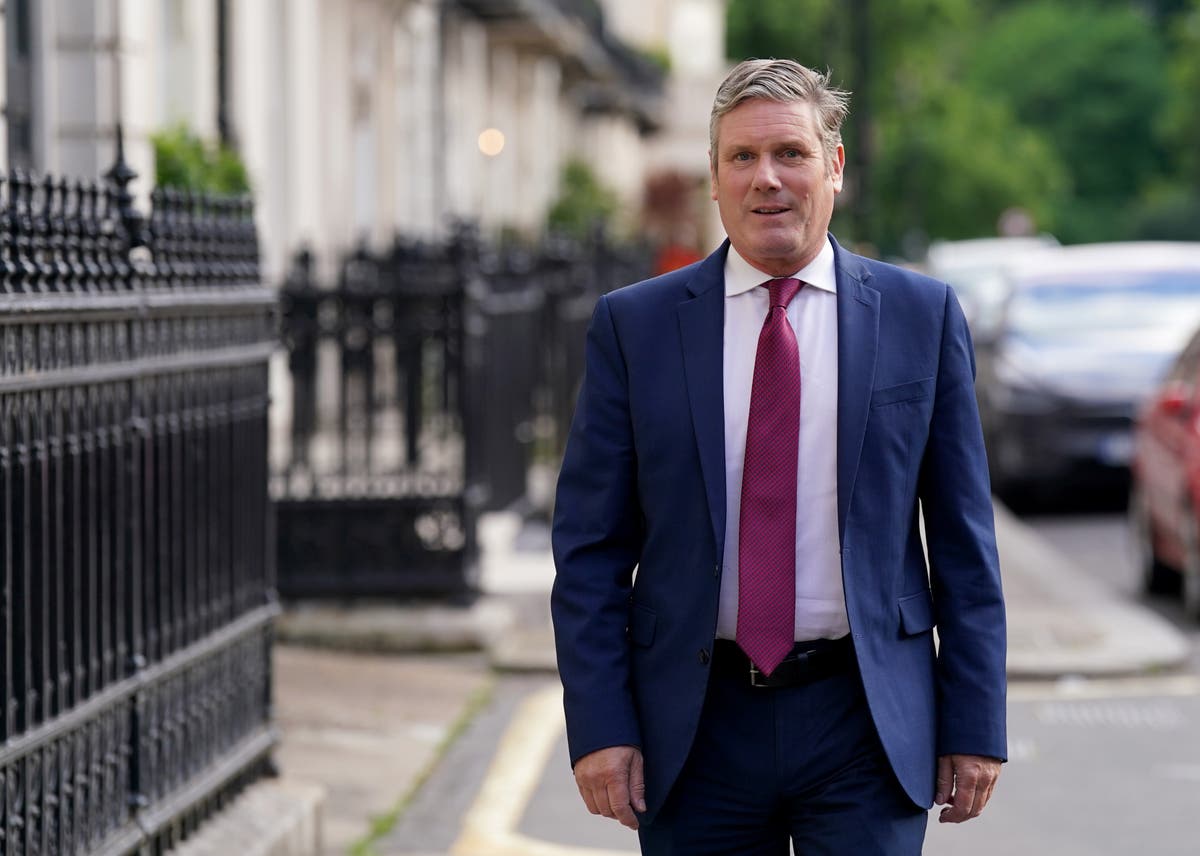 Starmer tells Tories not to ‘inflict’ Johnson on the country for months to come