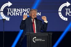 Trump says he is ‘most persecuted person’ in US history at TPUSA summit after damning Jan 6 听力