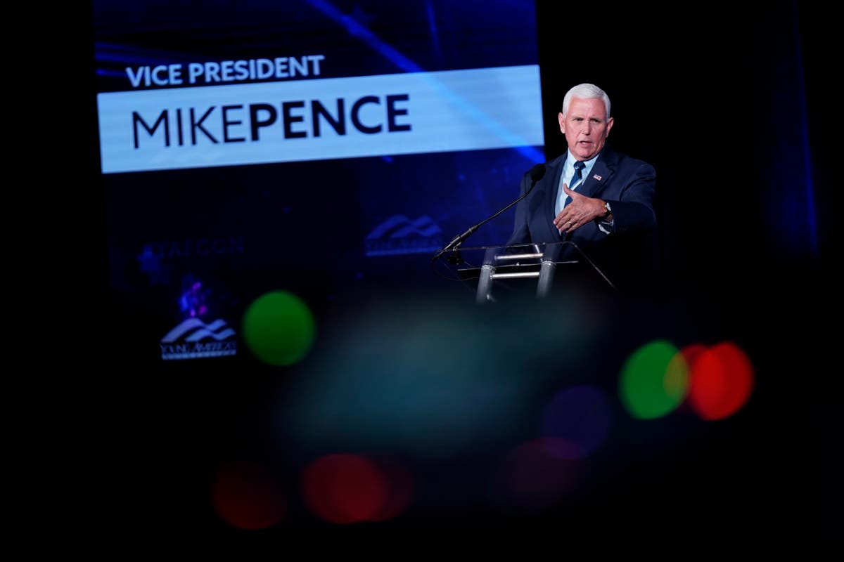 Pence sidesteps Trump in an address to young conservatives in Washington