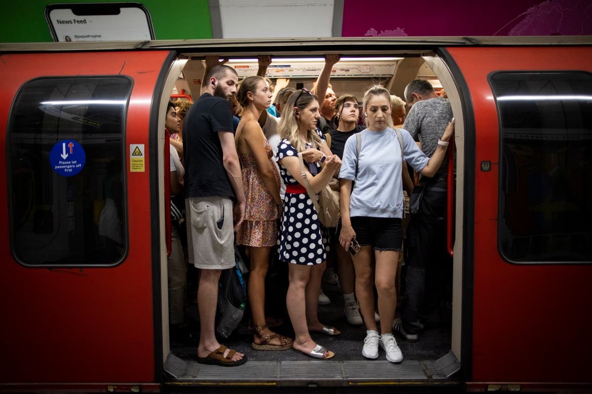 London Underground staff to stage new strike in August