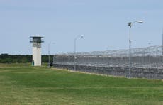 Temperature inside baking Texas prisons with no AC regularly hits 110 度数, 研究发现