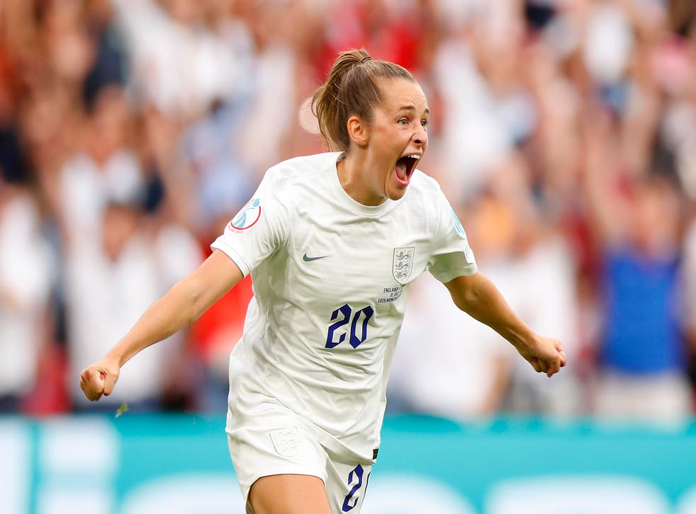 <p>Ella Toone celebrates after opening the scoring for England </s>