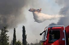 Blaze contained in southern France but 4 firefighters hurt