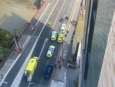Greenwich: Police shoot ‘gunman’ on south London bridge