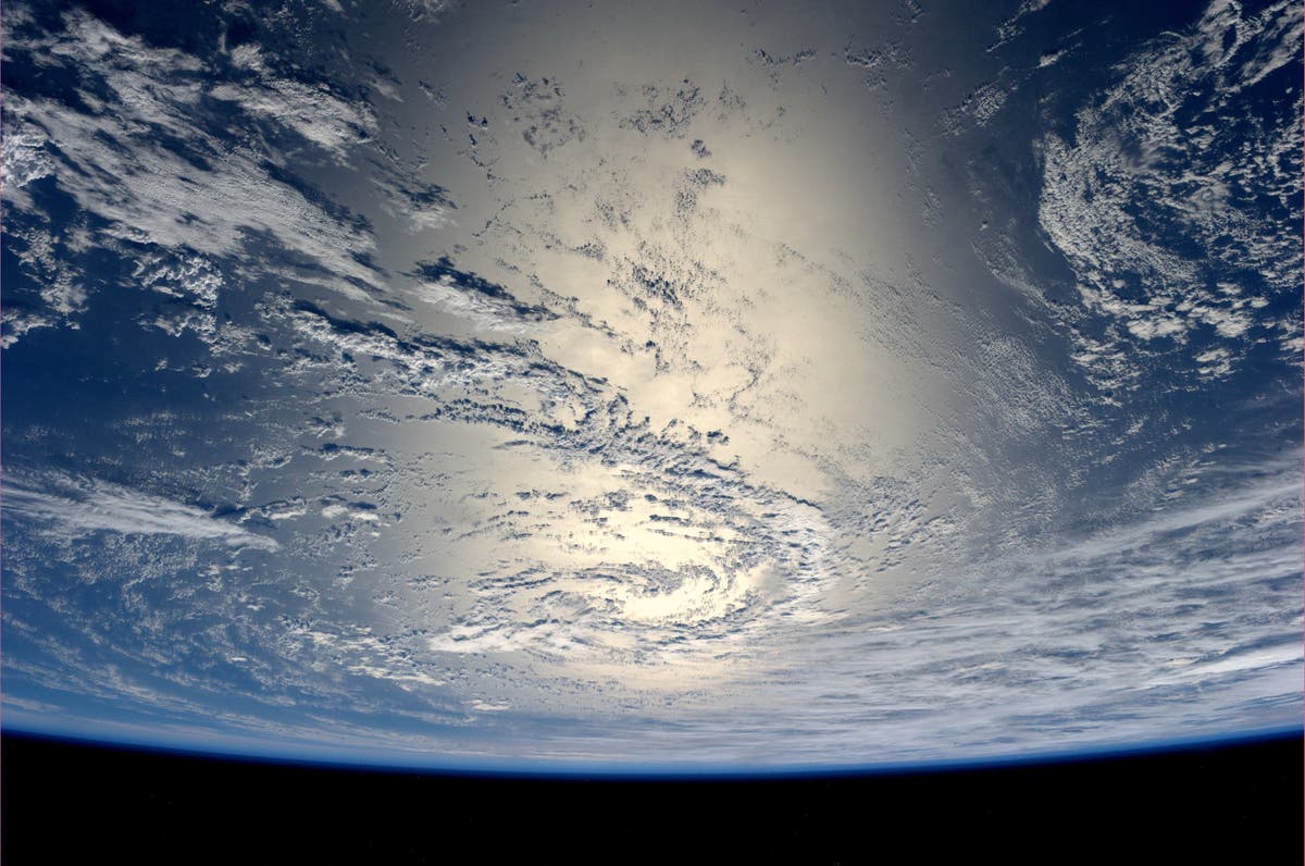 Earth has been mysteriously slowing down for 50 années. Scientists think they know why