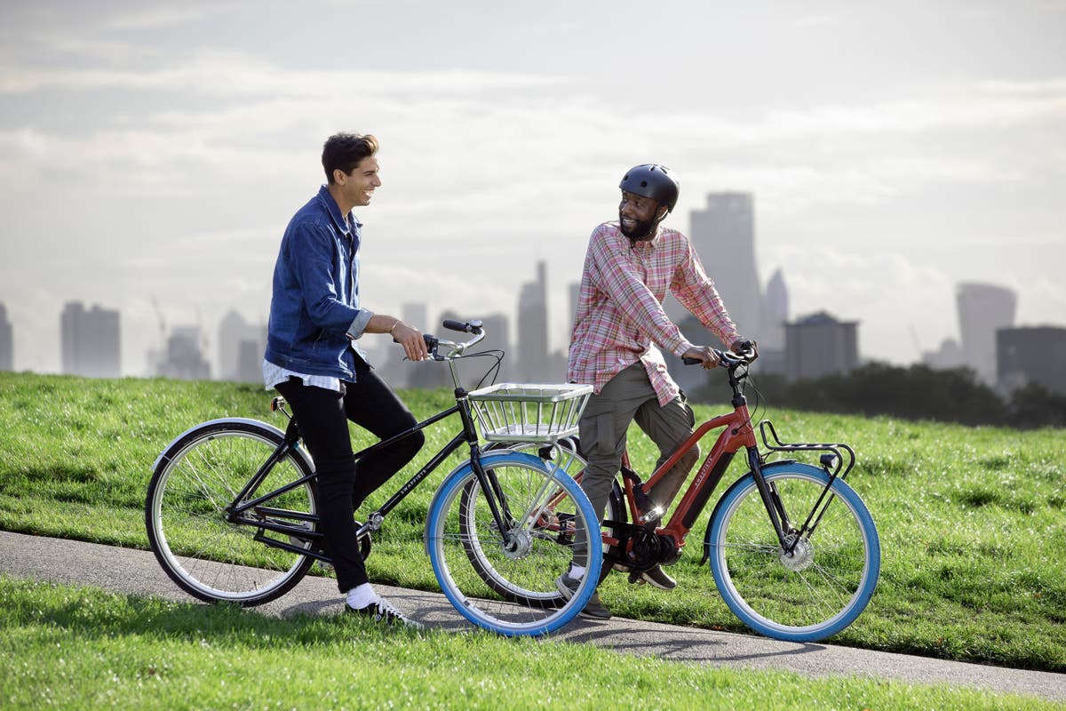Bike company offers Londoners bicycles for free on tube strike days