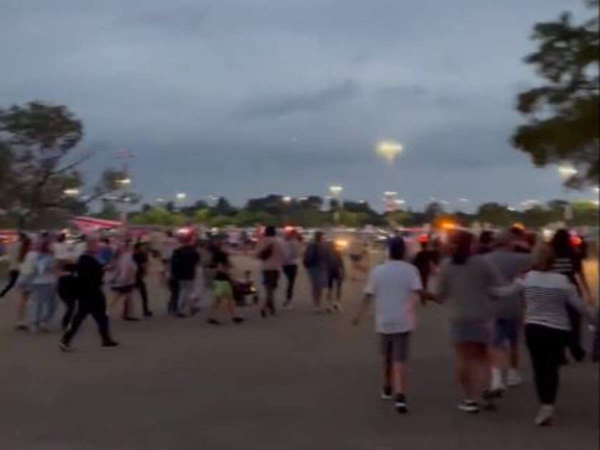 Three people shot outside Six Flags Great America park