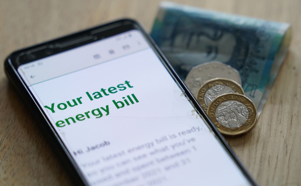 13 miljoen Britte sal in die skuld gedruk word deur energieprysverhoging