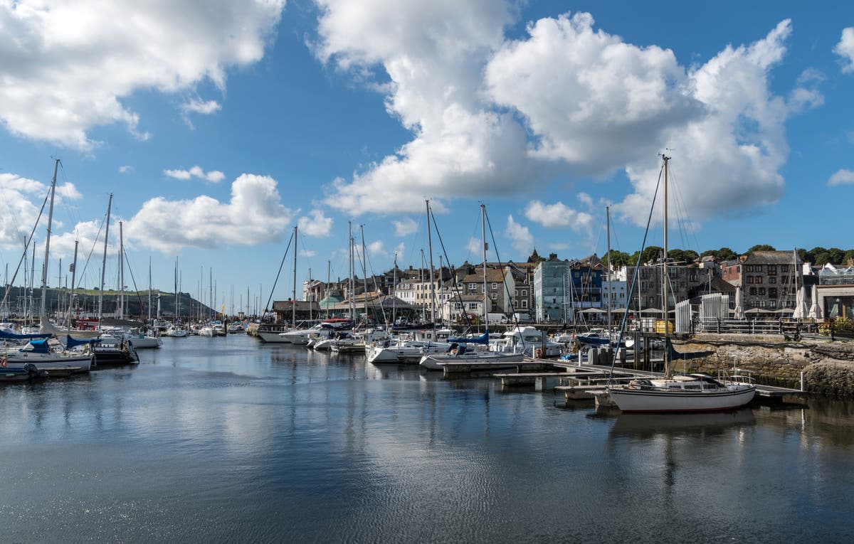 Man in his 70s dies after being pulled from water in Sutton Harbour