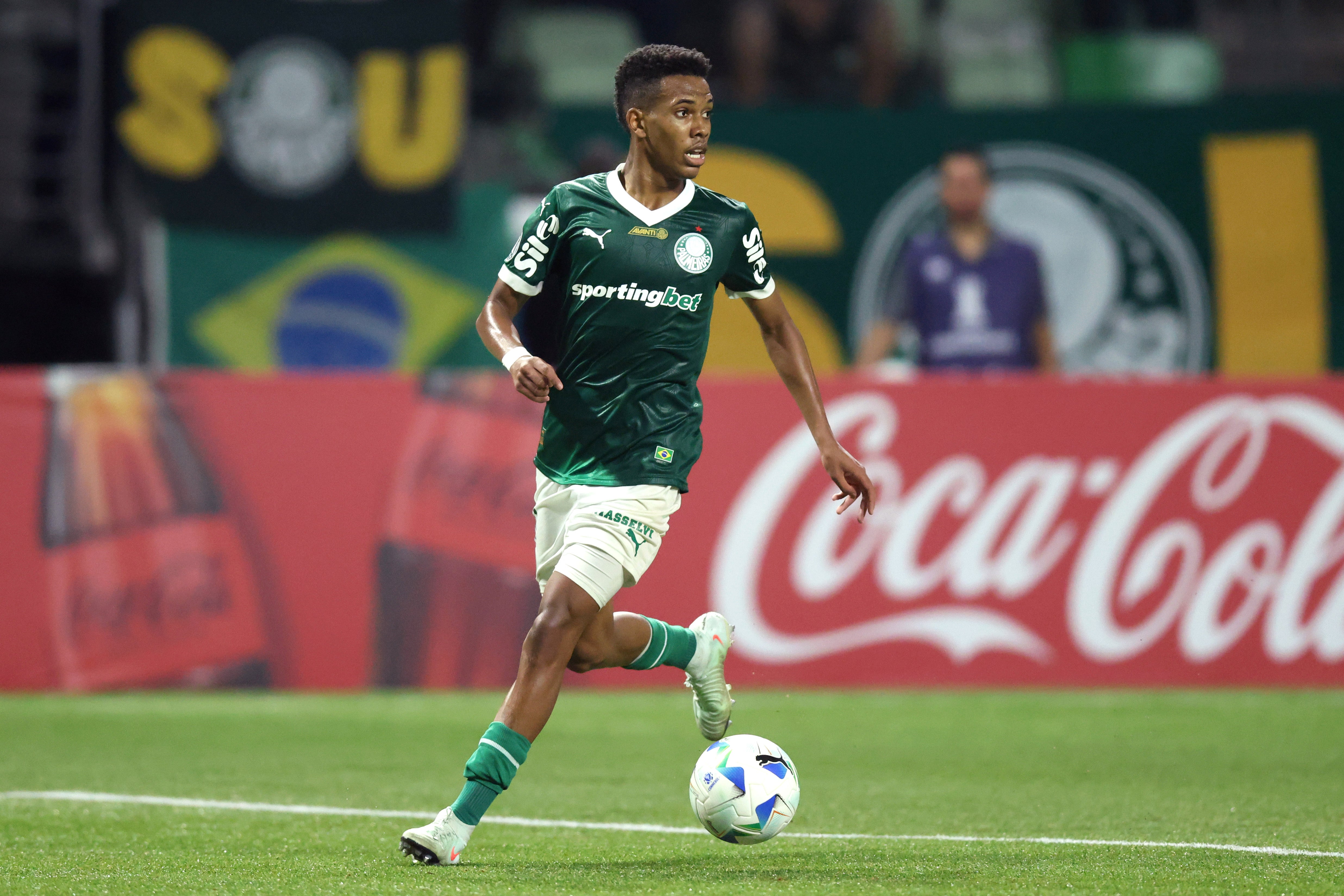 At the other end of his career, Estevao Willian will hope to leave Palmeiras on a high