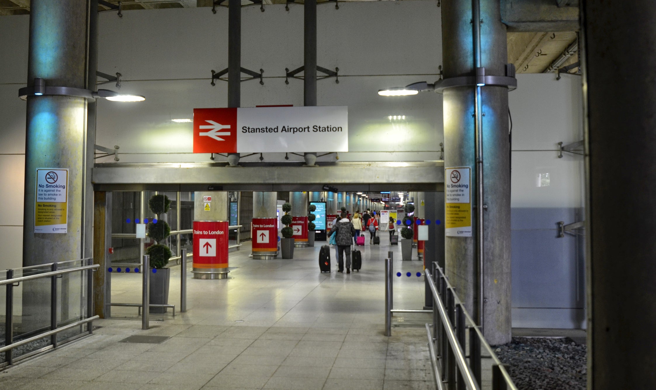 Contactless train payments finally extended to popular London airport