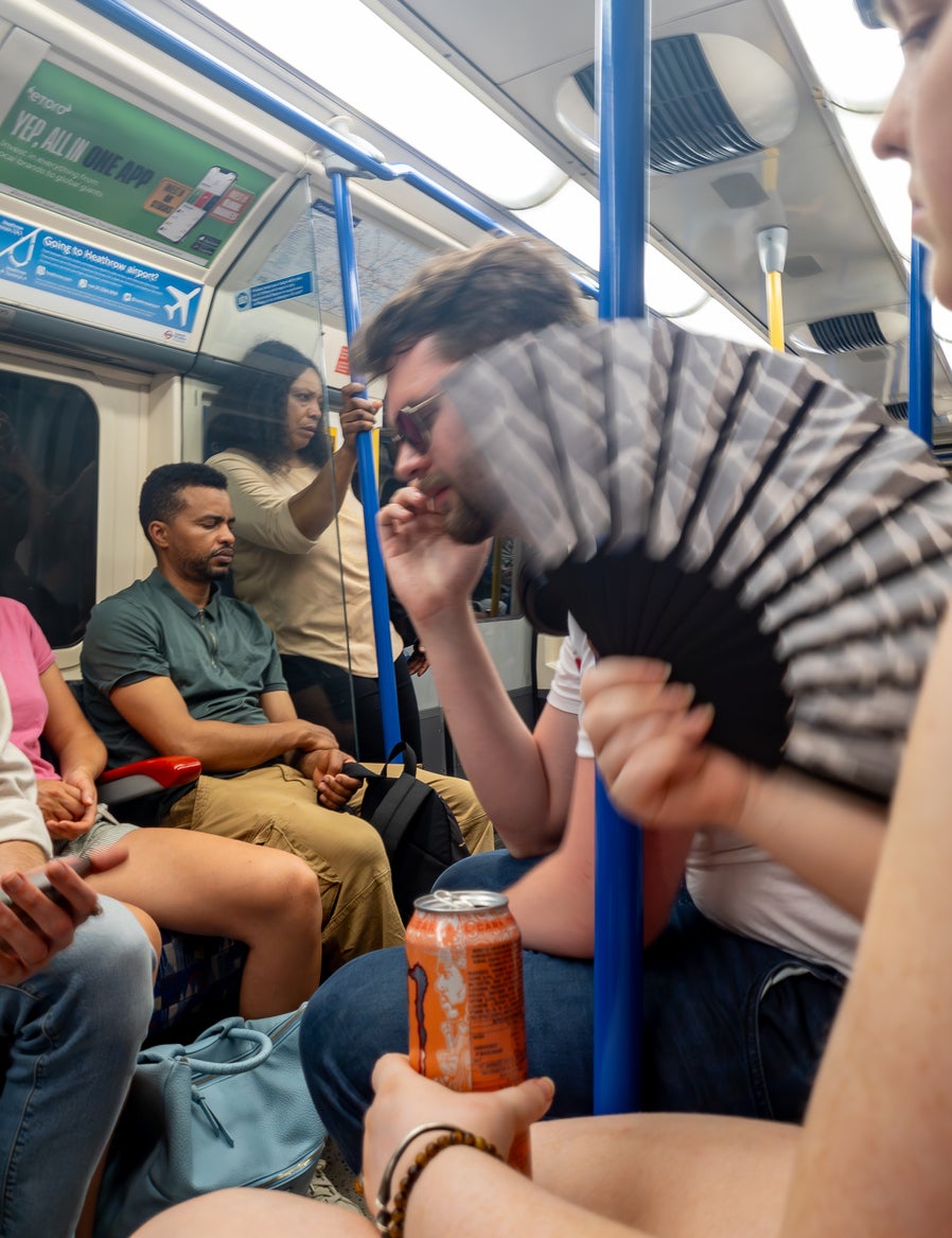Science shows that hotter weather results in more commuter complaints