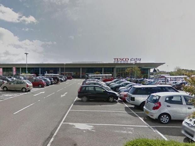 tesco-Extra-North-Harbour-2.jpg