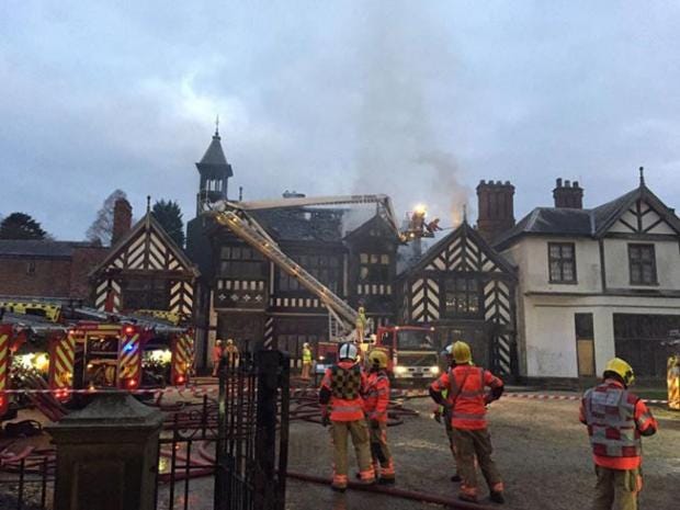 fire-wythenshawe-hall.JPG