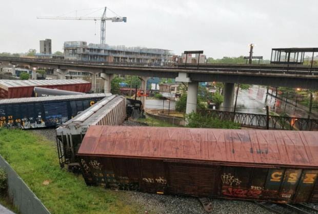 csx-train-crash-washington-dc-united-states-.jpg