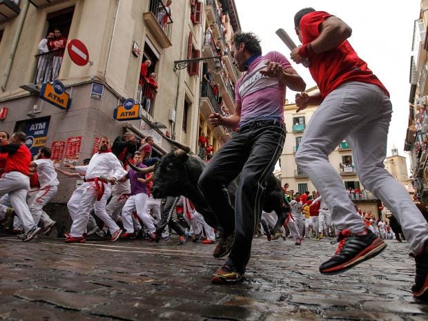 bull-run-pamplona-ap.jpg