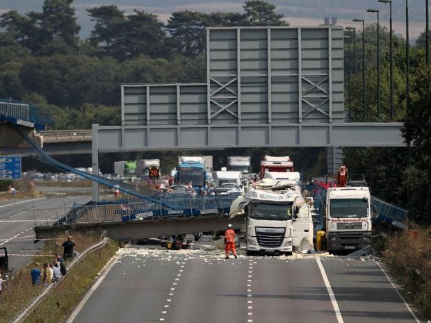 m20-bridge-collapse-pa2.jpg