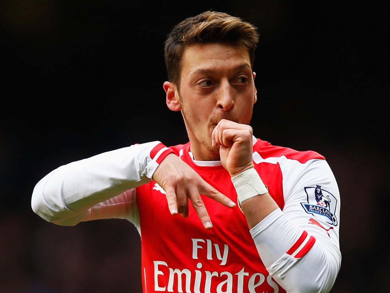 Mesut Ozil Goal Celebration Explained Arsenal Midfielder Clears Up Any Confusion Celebrates In 7258