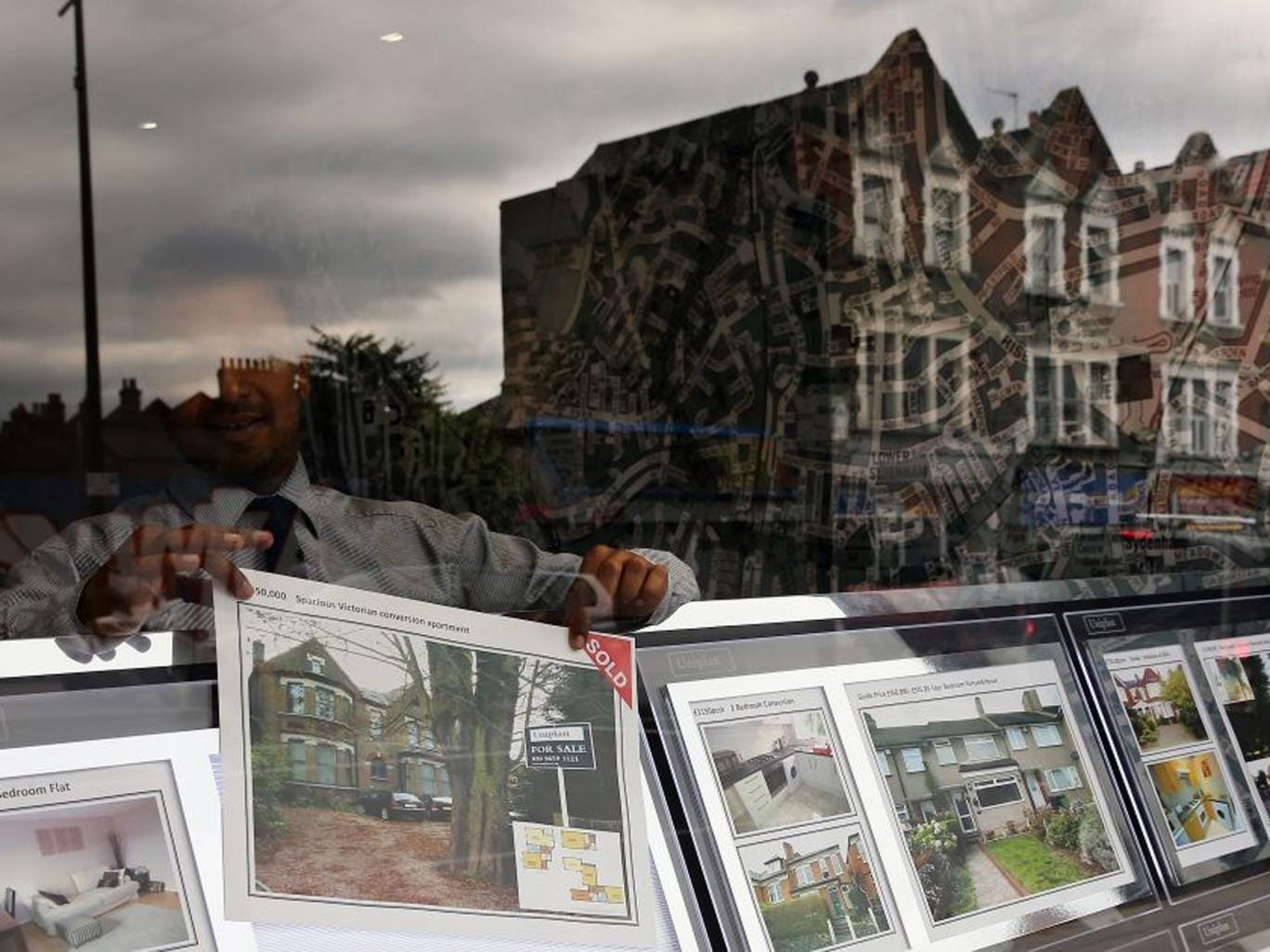 Continuing low interest rates are encouraging more people to switch to interest-only mortgages