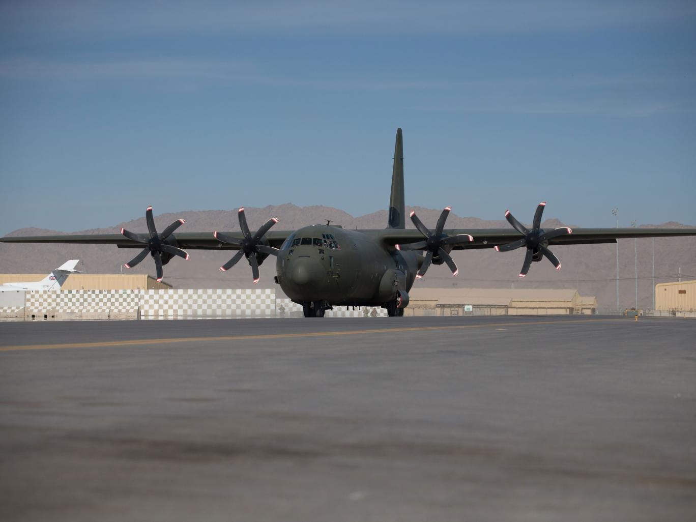 A US Hercules C-130 similar to the plane that crashed