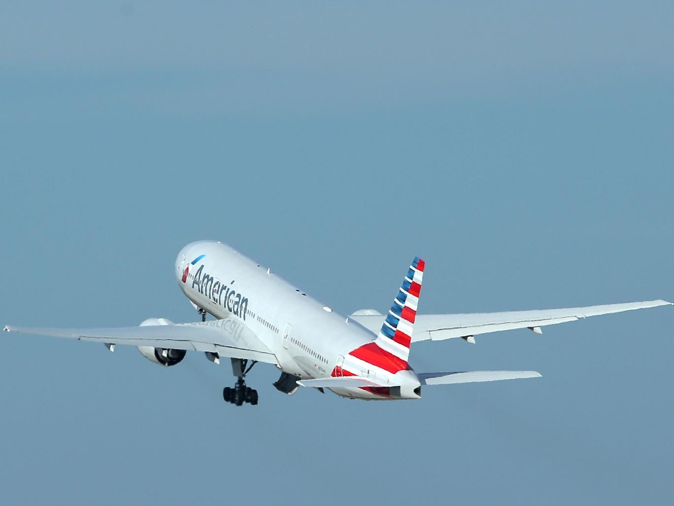 Four Muslim men thrown off American Airlines flight because they 'looked too Muslim'