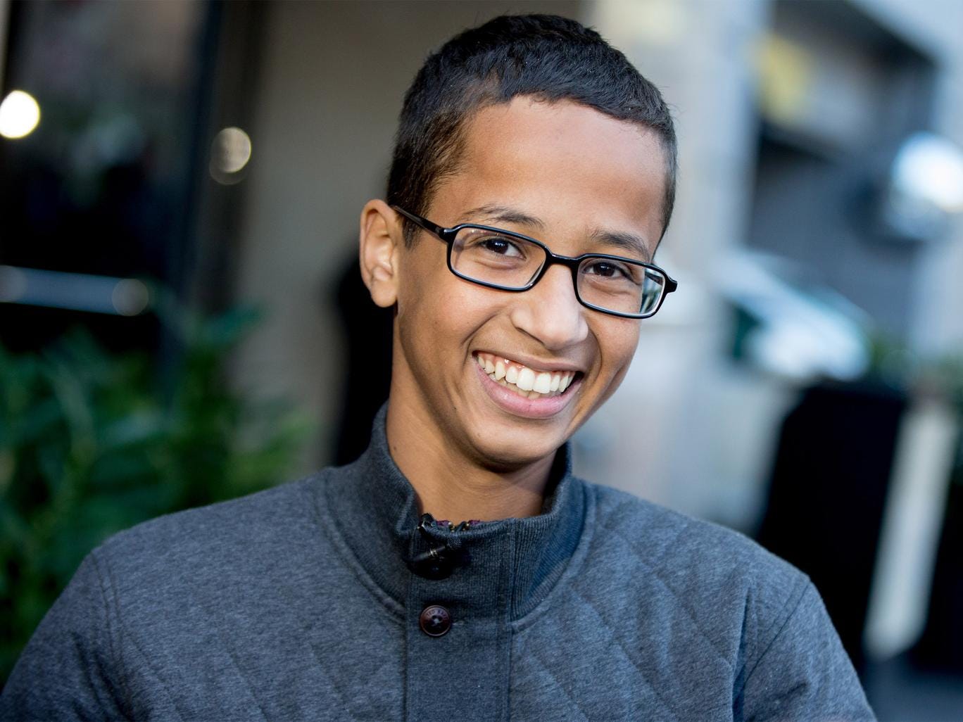 Ahmed Mohammed: US teenager accepts scholarship in Qatar after meeting Barack Obama - web-ahmed-mohammed-ap