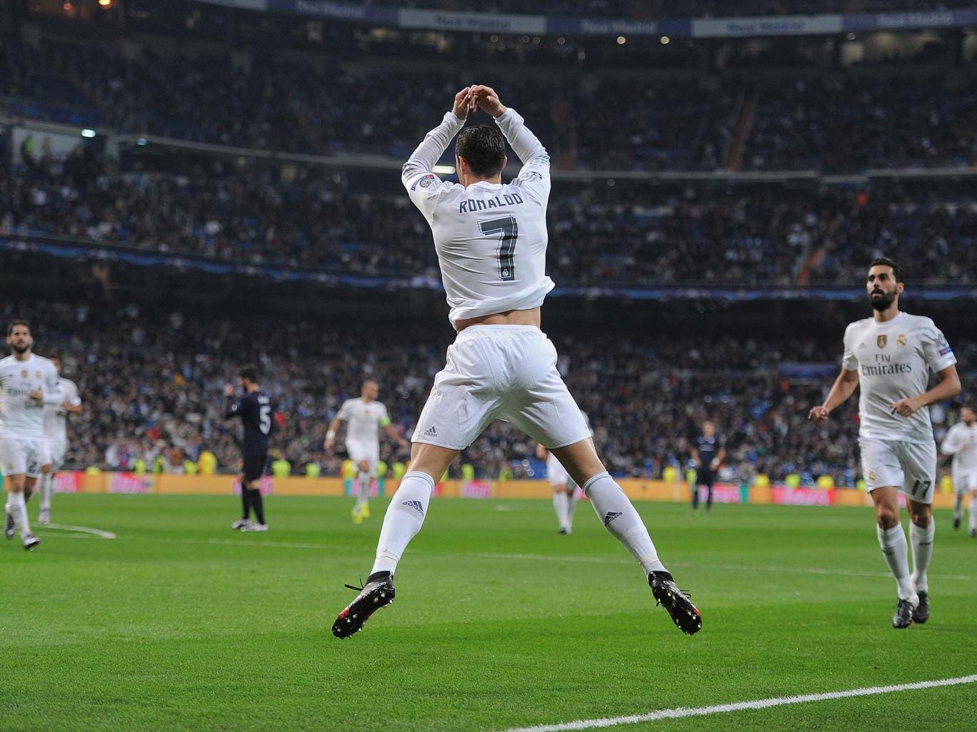 Cristiano Ronaldo breaks record with four goal