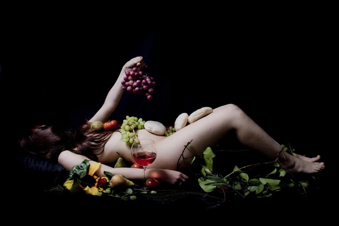 London nude restaurant now has waiting list of 30,000