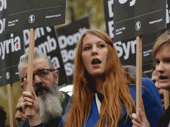 AN86415295Protesters-at-Whi.gif