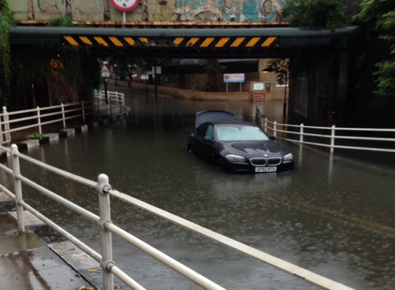 flooding-latchmere-road-battersea-london