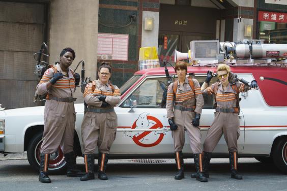 Leslie Jones' website hacked, nude photos and personal info released